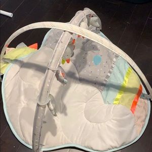 Skip Hop baby play mat